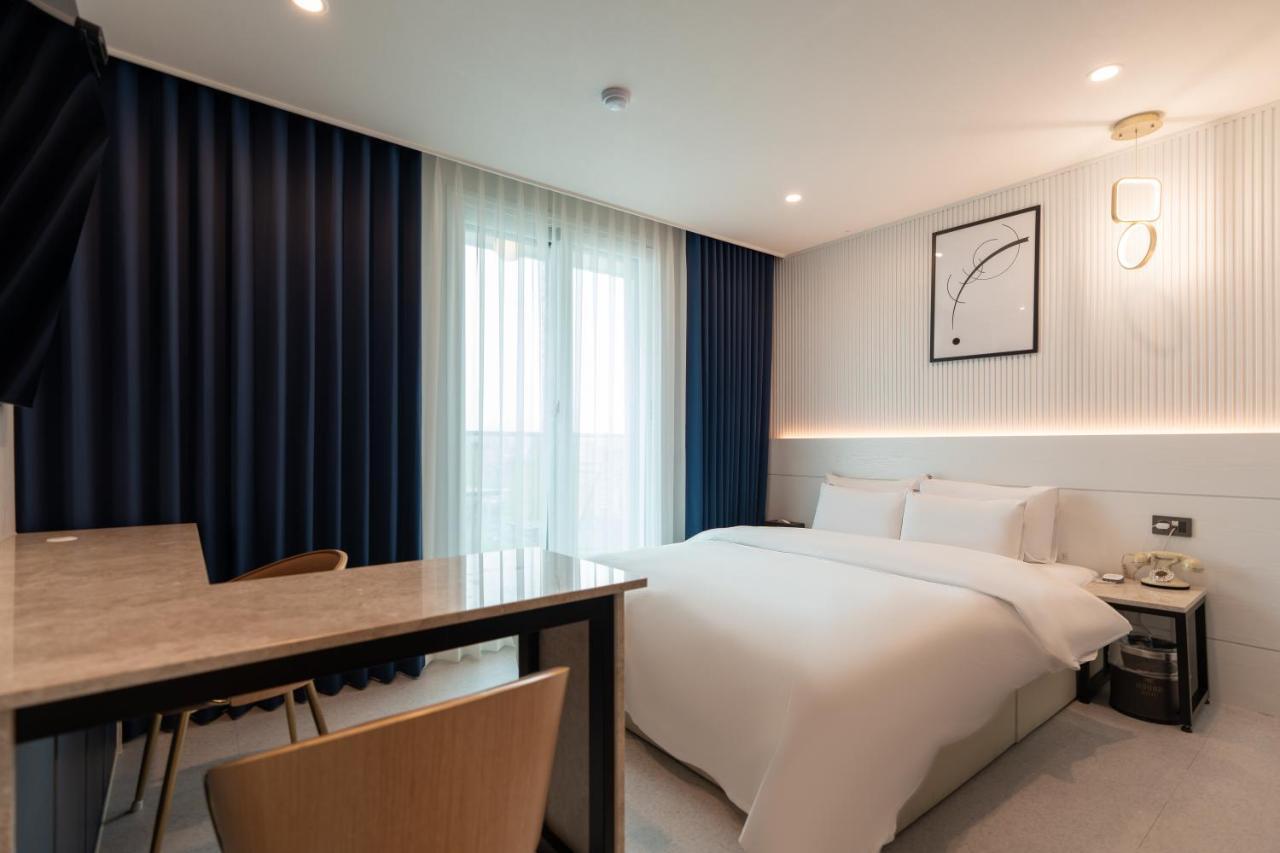 Jecheon Hound Hotel Chech'ŏn Εξωτερικό φωτογραφία
