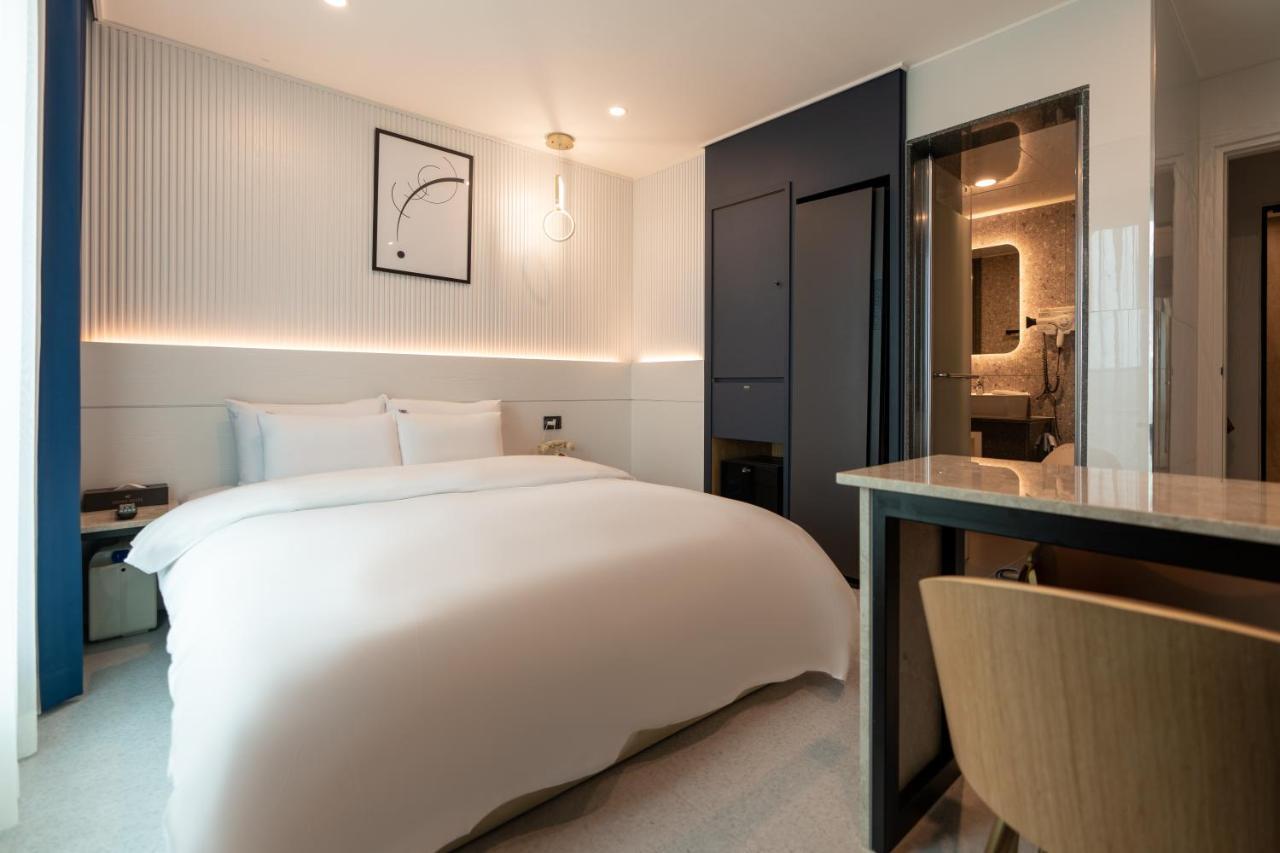 Jecheon Hound Hotel Chech'ŏn Εξωτερικό φωτογραφία