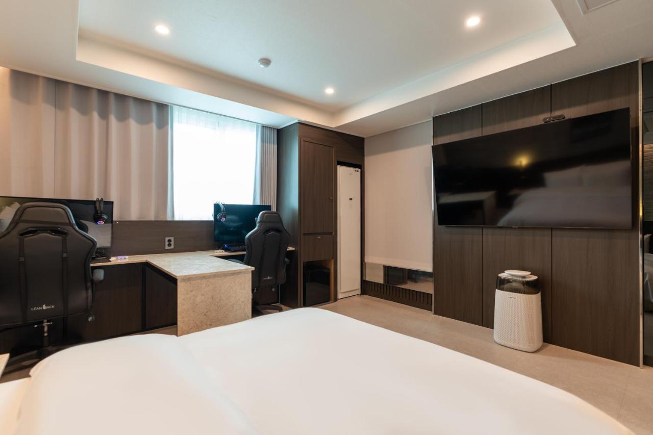 Jecheon Hound Hotel Chech'ŏn Εξωτερικό φωτογραφία