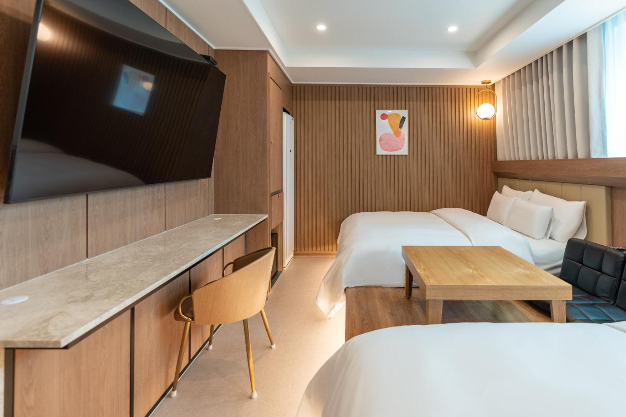 Jecheon Hound Hotel Chech'ŏn Εξωτερικό φωτογραφία