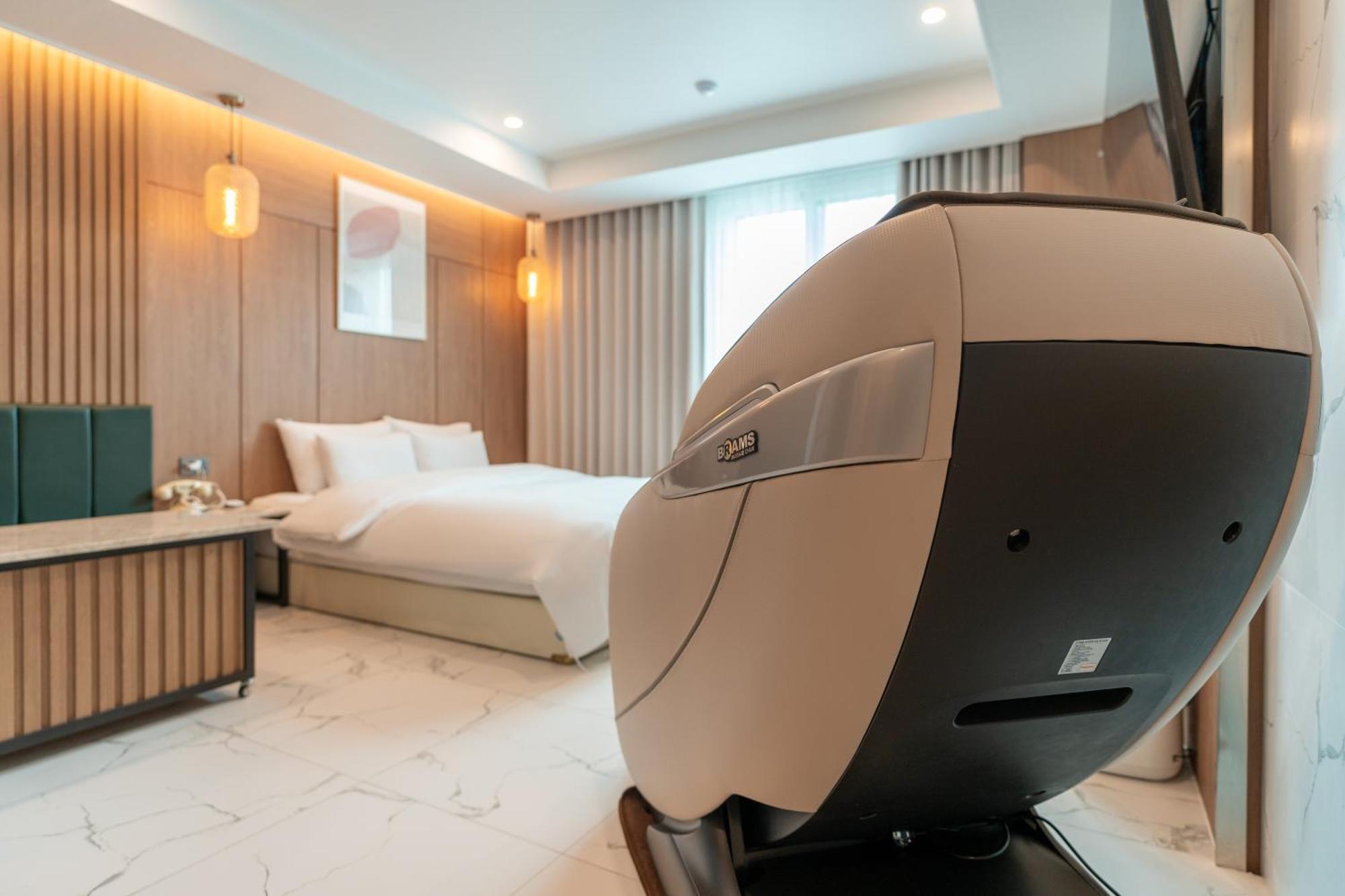 Jecheon Hound Hotel Chech'ŏn Εξωτερικό φωτογραφία